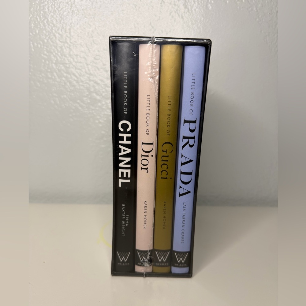 Designer Little Guides to style Book Set